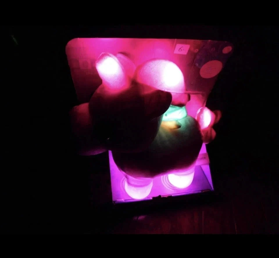 ¡Adopt Me! Peluche Luminosa de Unicornio Neón - Suave y cariñosa - Tres modos de iluminación – photo 7
